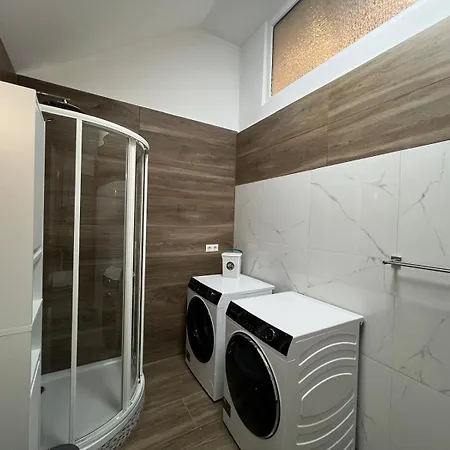Vipstay Stilvolle 58m2 Mit Balkon, Kostenlosen Parkplatz Und Wlan, Naehe Zu Sap, Mlp, Heidelberg, Museum Sinsheim, Motodrom Hockenheim Usw Apartment Wiesloch