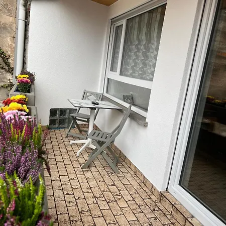 Apartment Vipstay Stilvolle 58m2 Mit Balkon, Kostenlosen Parkplatz Und Wlan, Naehe Zu Sap, Mlp, Heidelberg, Museum Sinsheim, Motodrom Hockenheim Usw